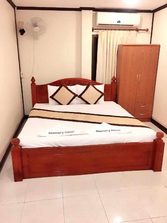 Vientiane Backpackers Hostel Ngoại thất bức ảnh